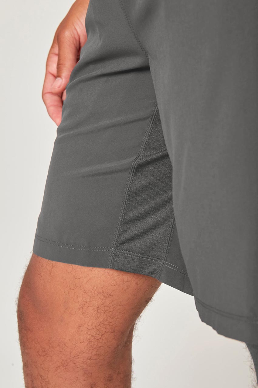 Stride 9" Short with Liner