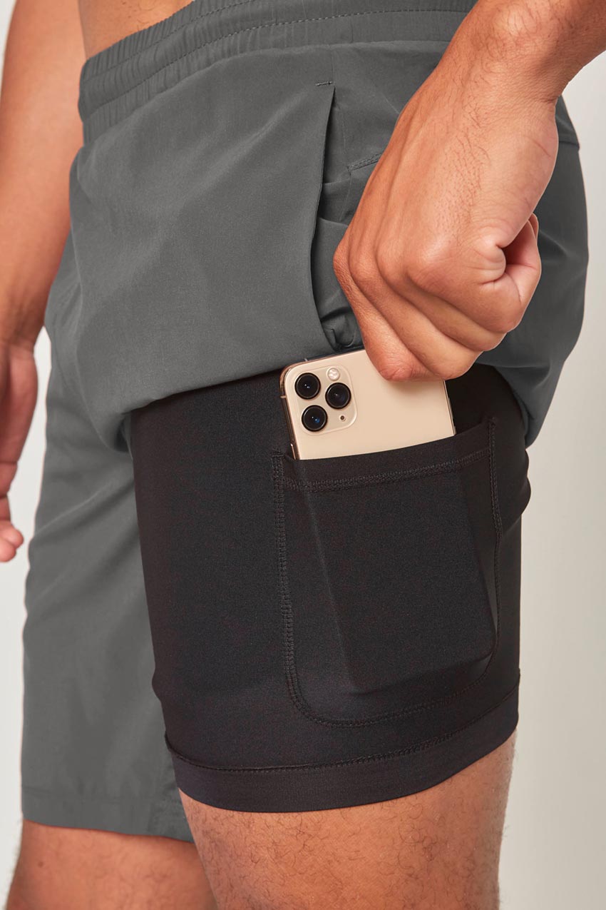 Stride 9" Short with Liner