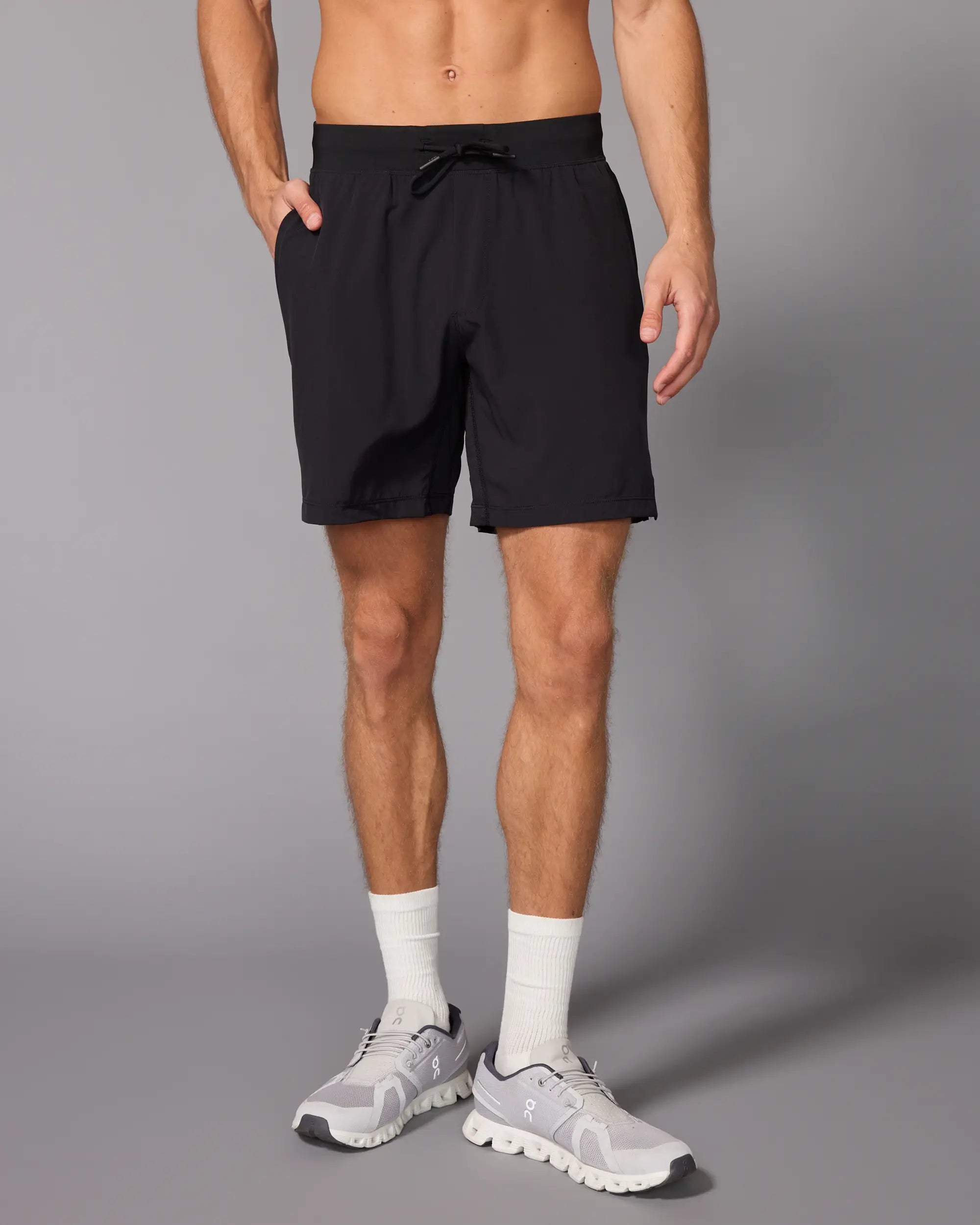 Stride Short - Black