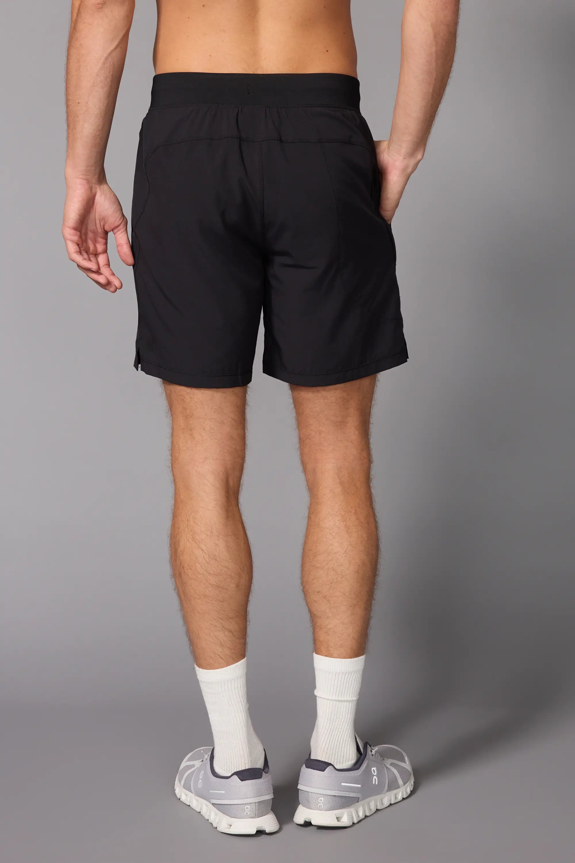 Stride Short - Black