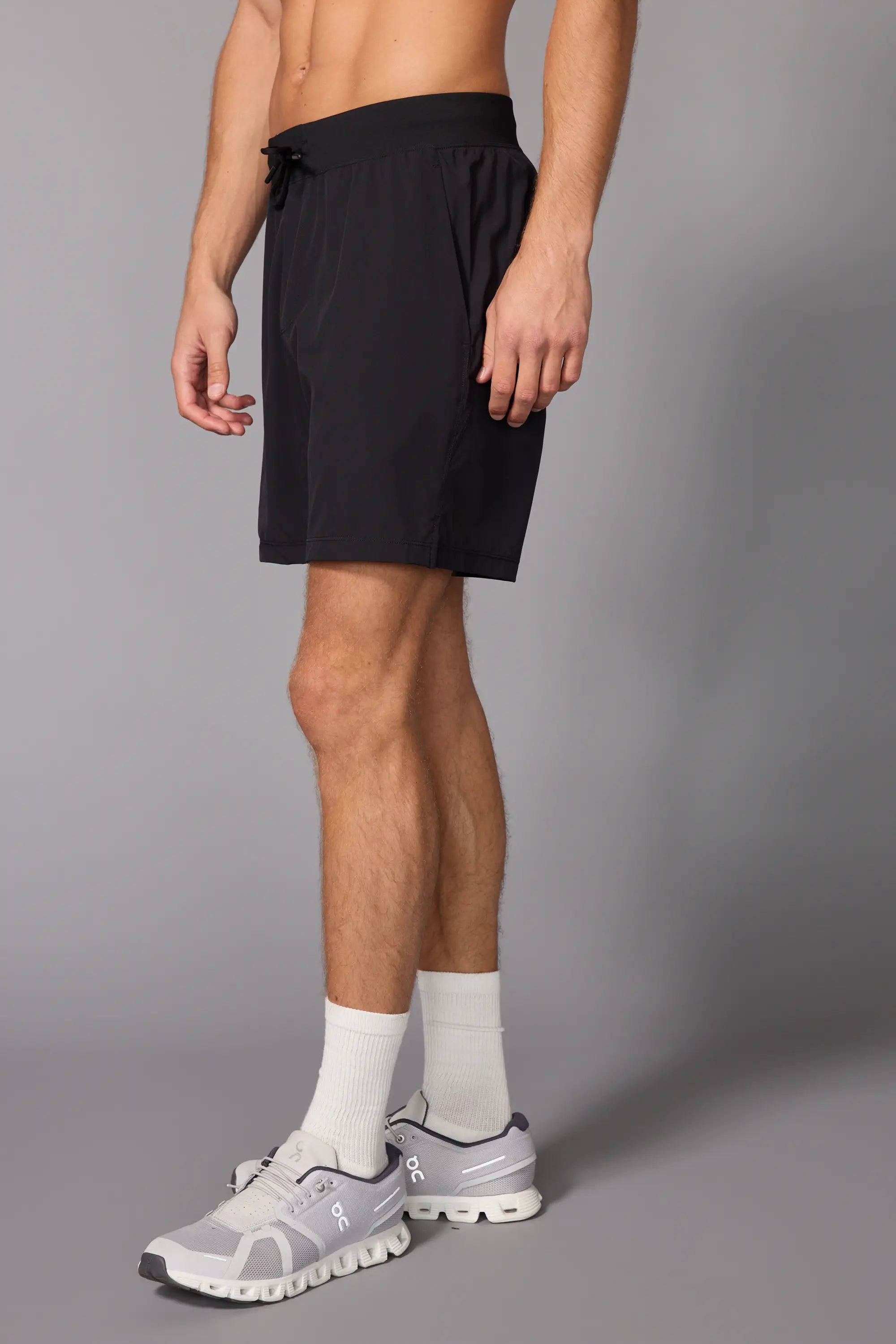 Stride Short - Black