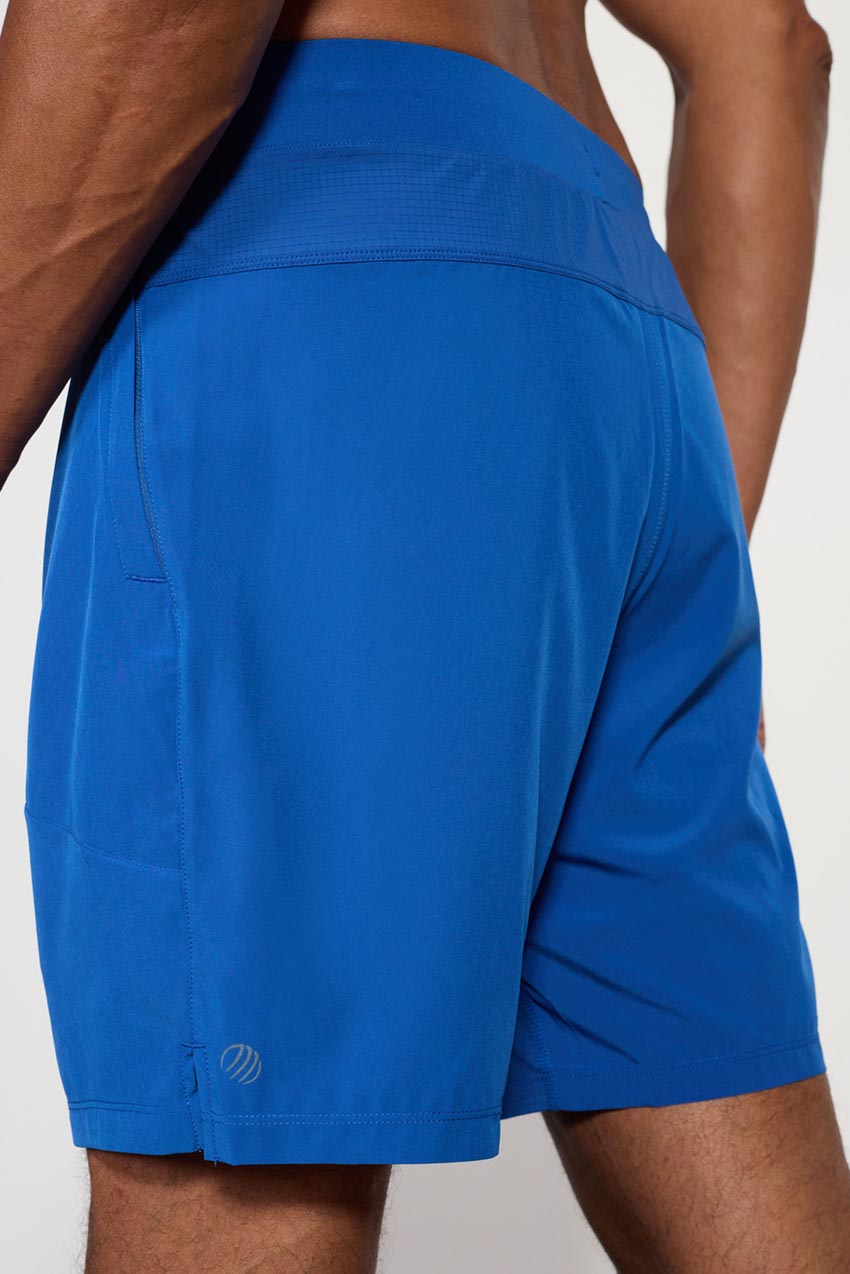 Stride Panelled Short Lined 8"