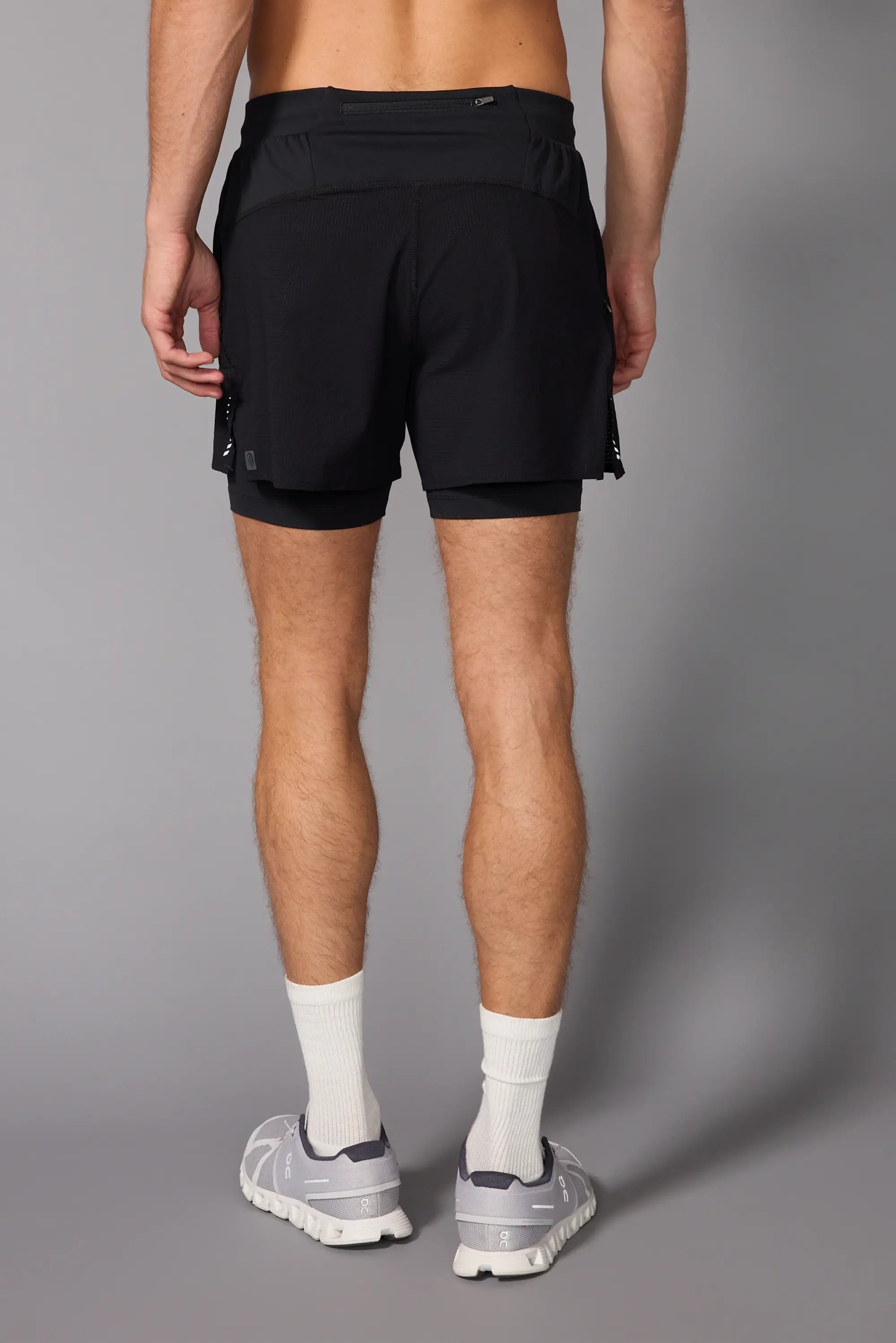 Aerate Run Short - Black