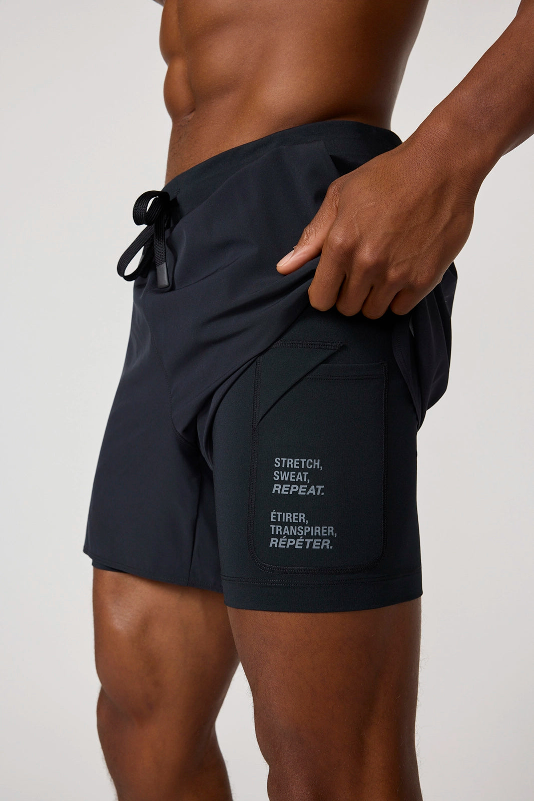 Go The Distance Short - Black