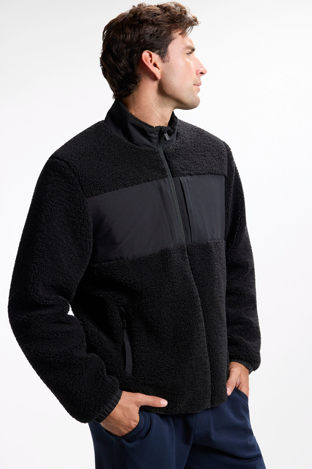 Brave The Wild Jacket - Black