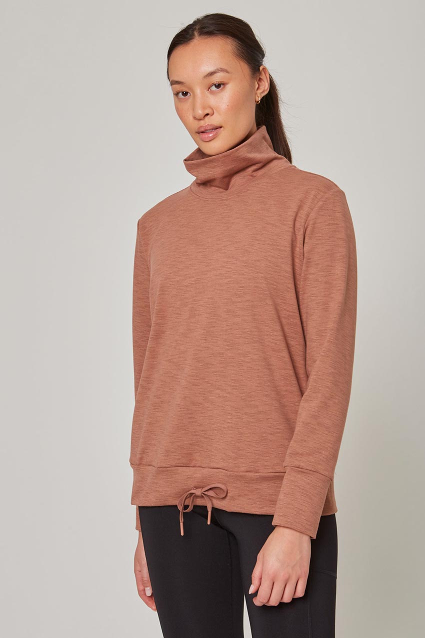 Mondetta Women’s Space Dye Pullover Top in Brown Combo