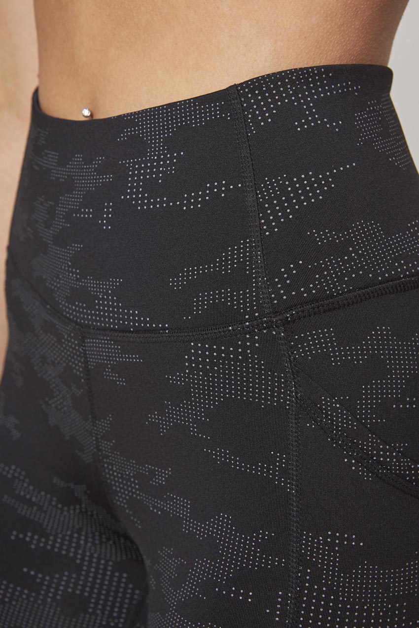 Women’s Reflective Cold Gear Legging