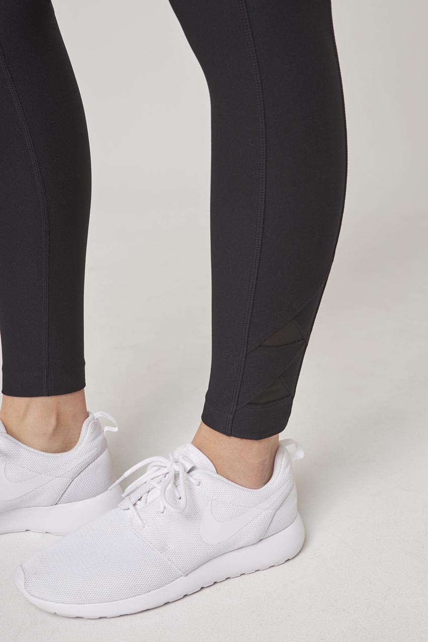 Women’s Active Legging With Mesh Detail