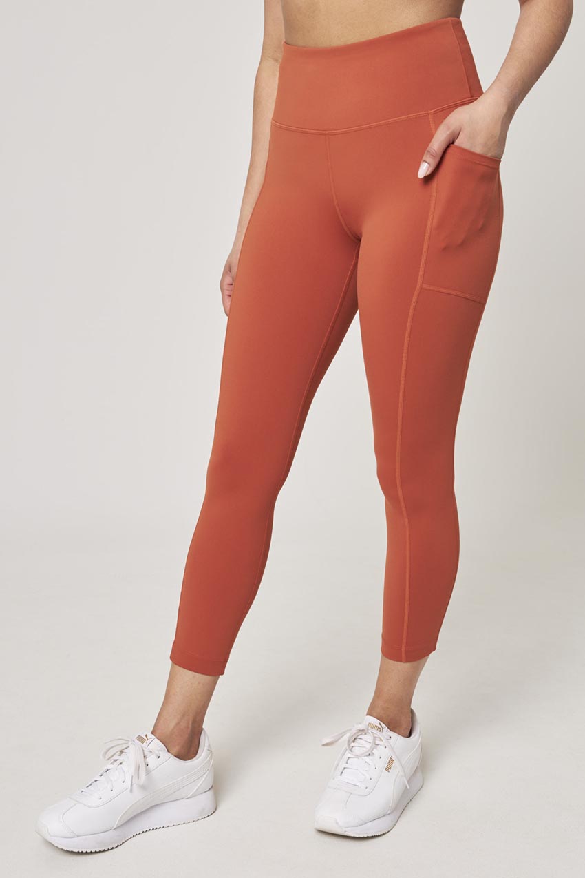 Women’s High-Waisted Capri