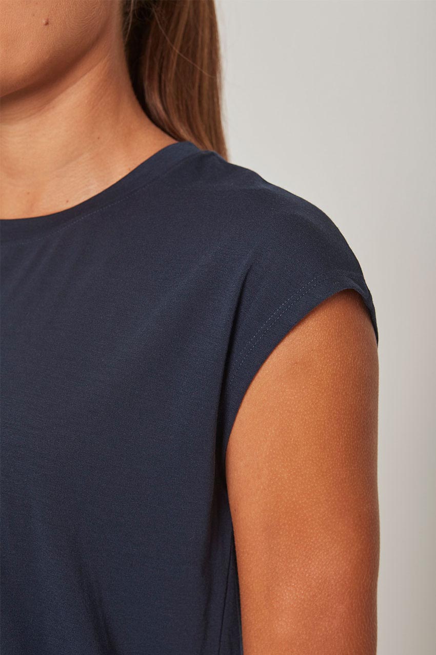 Dynamic Anti-Odor Sleeveless Top