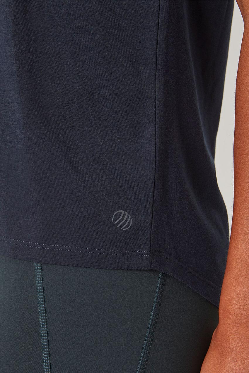 Dynamic Anti-Odor Sleeveless Top