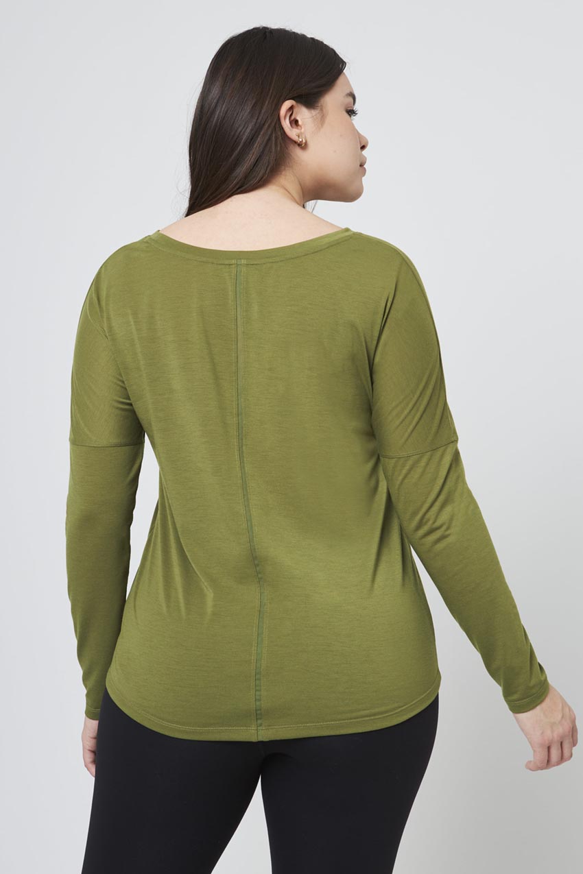 Dynamic Recycled Cover-Up Stink-Free Long Sleeve Top