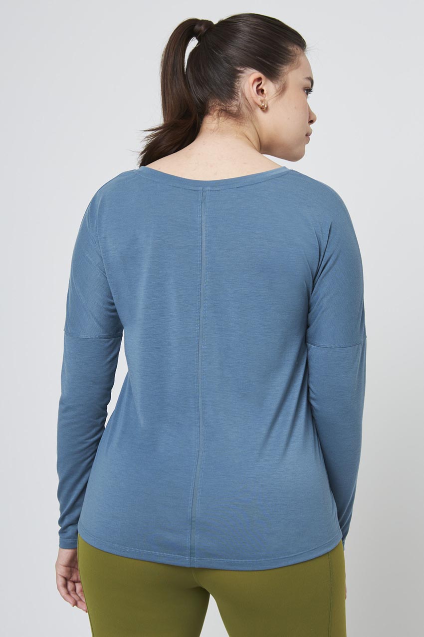 Dynamic Recycled Cover-Up Stink-Free Long Sleeve Top