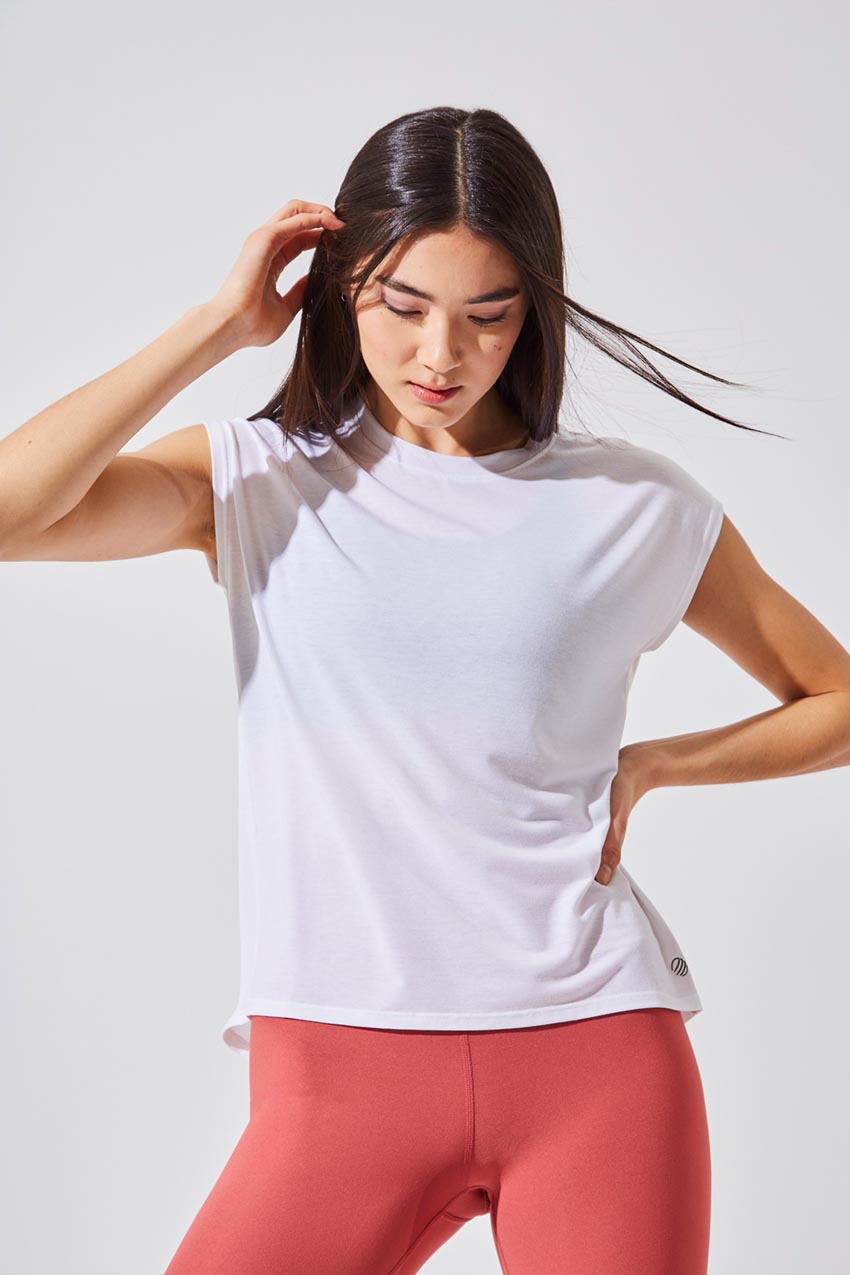 MPG Sport Dynamic Recycled Stink-Free Sleeveless Top - Sale in Simply White