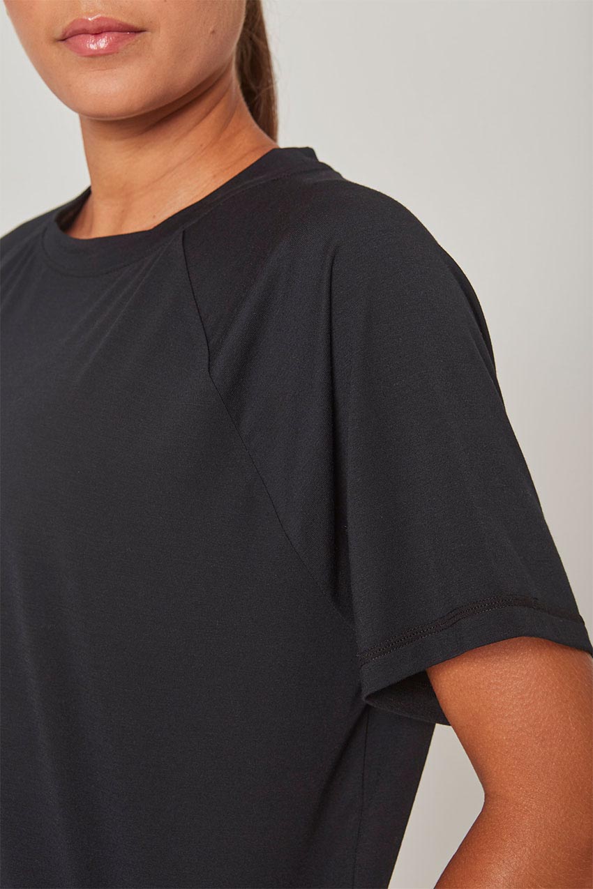 Dynamic Recycled Polyester Key-Hole Back Stink-Free Short Sleeve Shirt