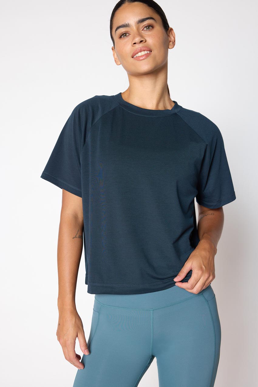 Dynamic Recycled Polyester Key-Hole Back Stink-Free Short Sleeve Shirt