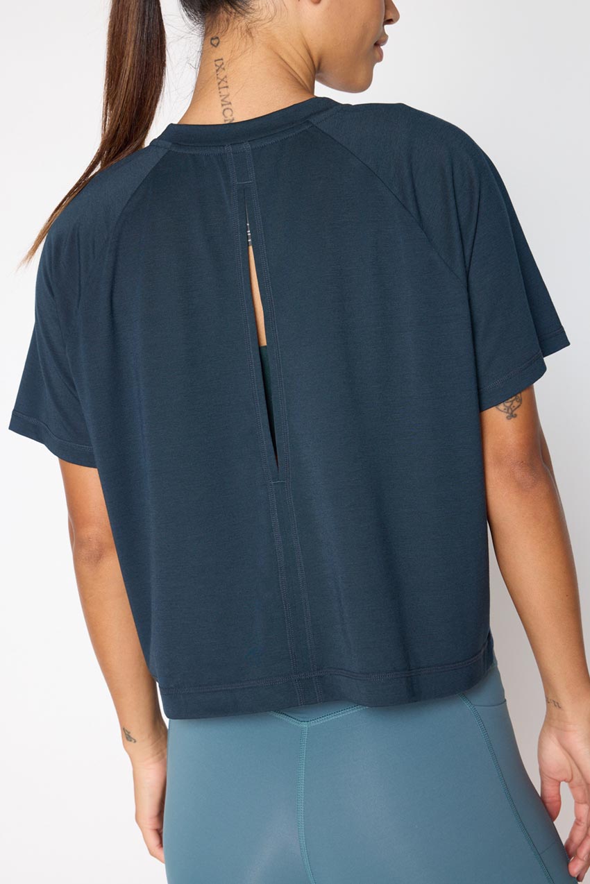 Dynamic Recycled Polyester Key-Hole Back Stink-Free Short Sleeve Shirt