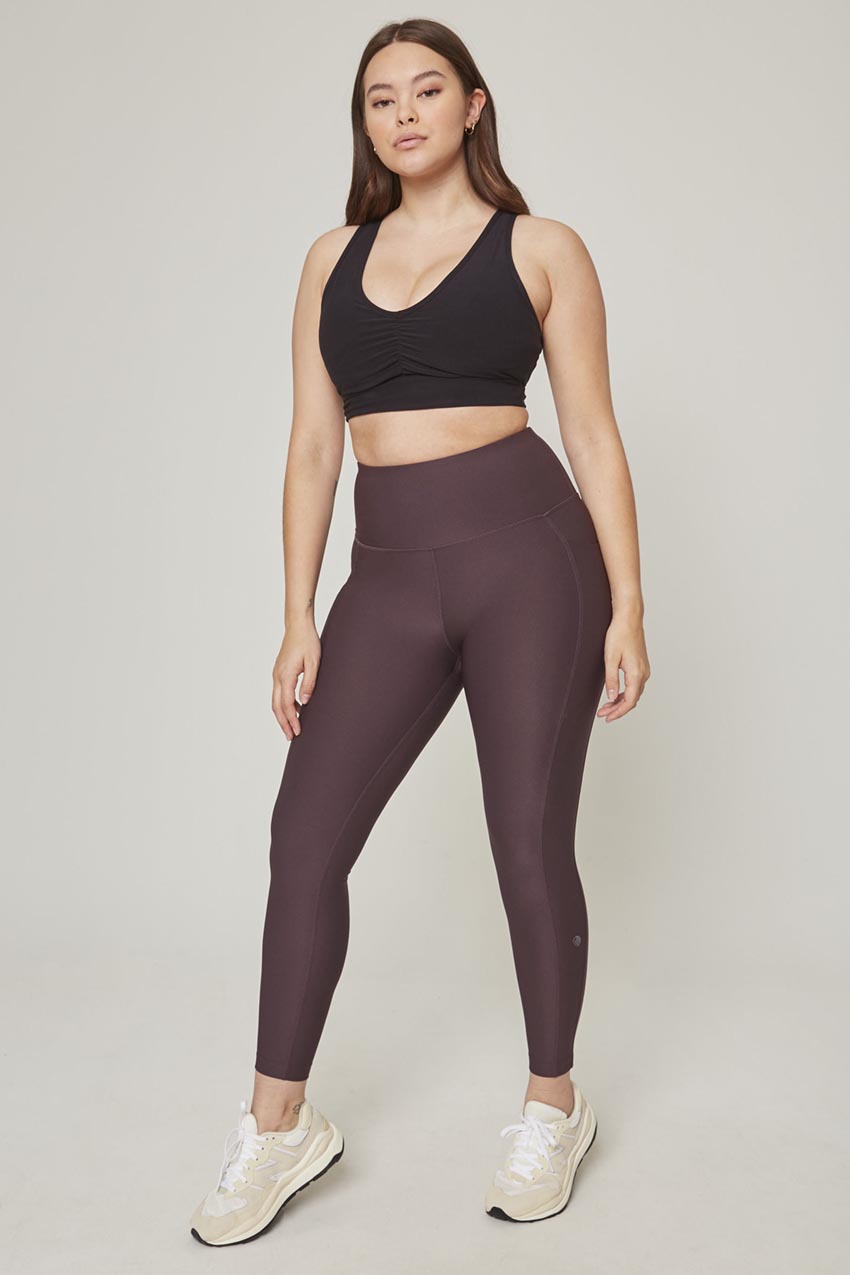 Explore Ruched V-Neck Medium Support Sports Bra Peached