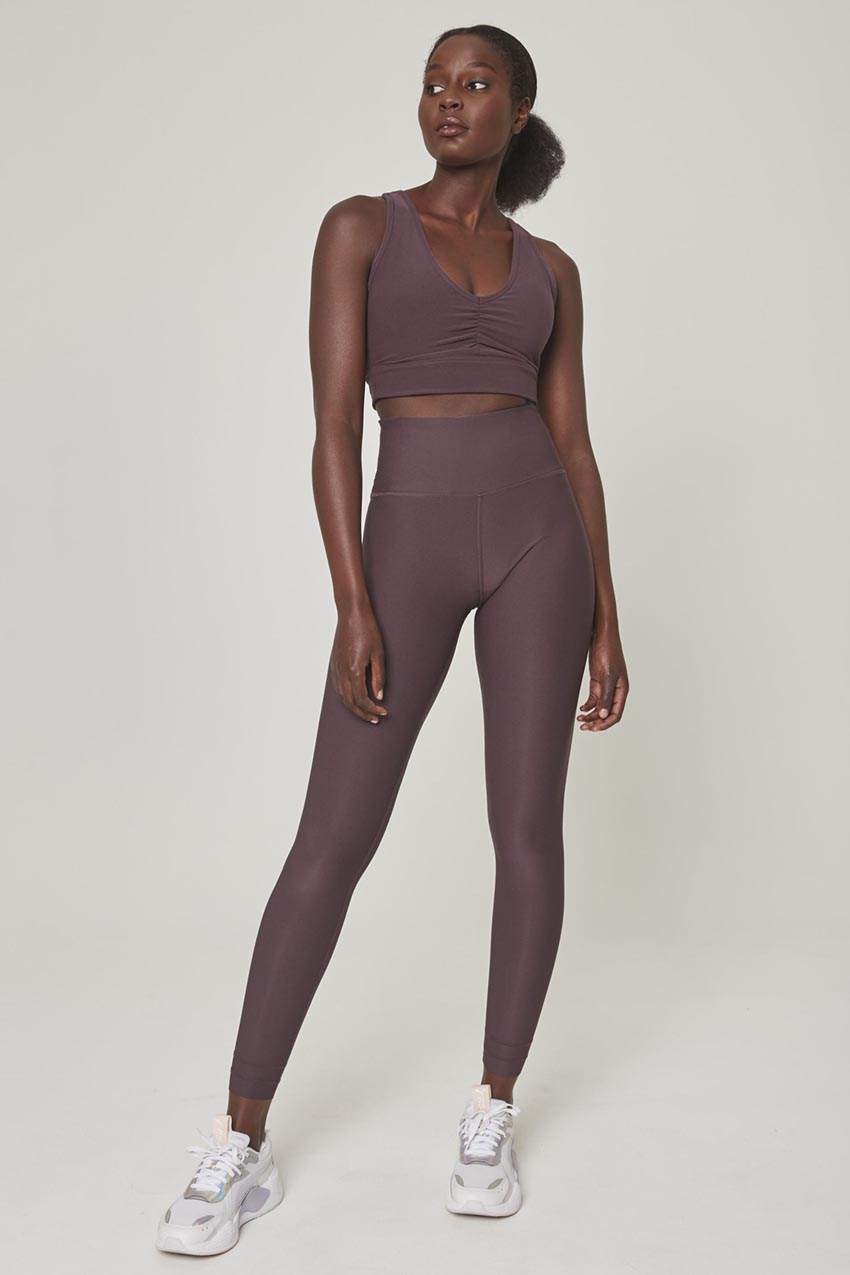 Explore Ruched V-Neck Medium Support Sports Bra Peached
