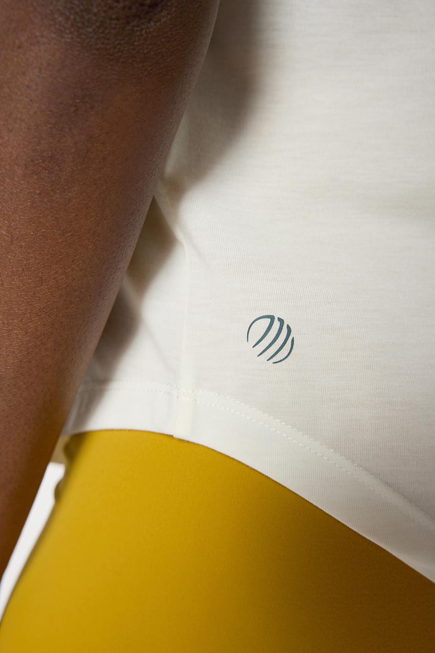 Dynamic Recycled Polyester Extended Shoulder T-Shirt