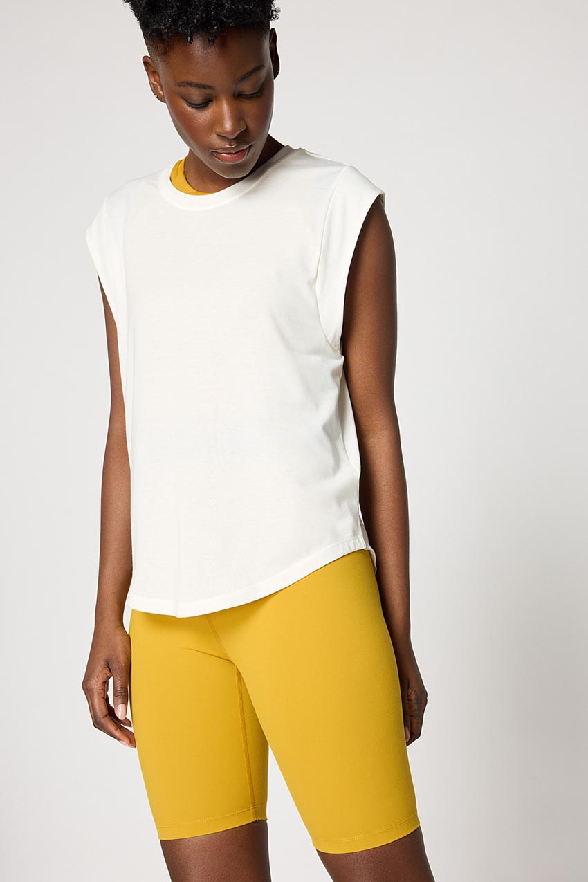 Dynamic Recycled Polyester Extended Shoulder T-Shirt