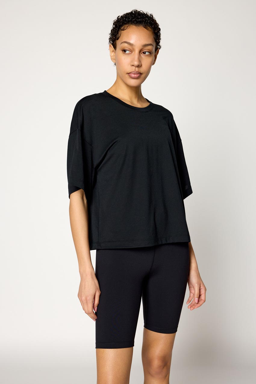 Dynamic Recycled Polyester Relaxed Short Sleeve T- Shirt