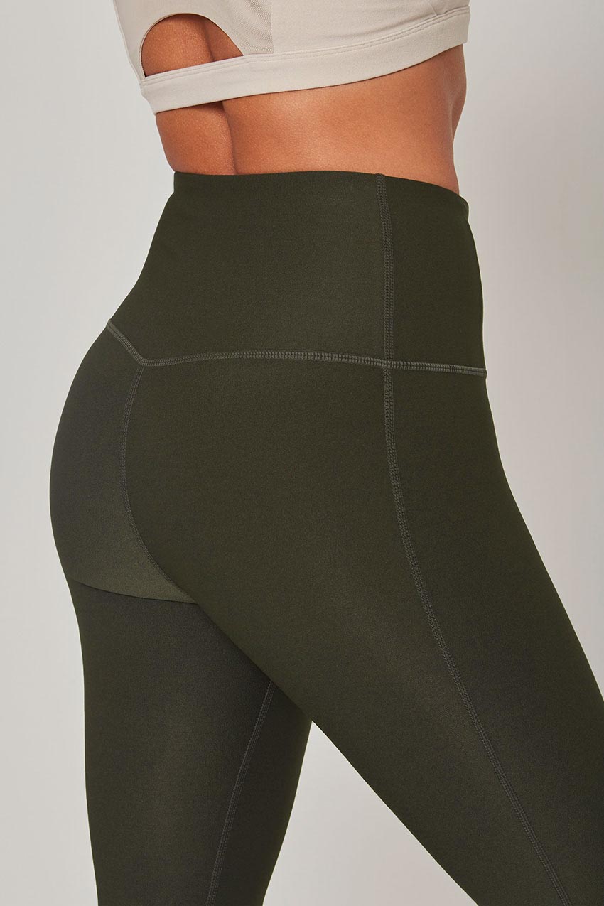 Explore High-Waisted 21" Capri - Sale