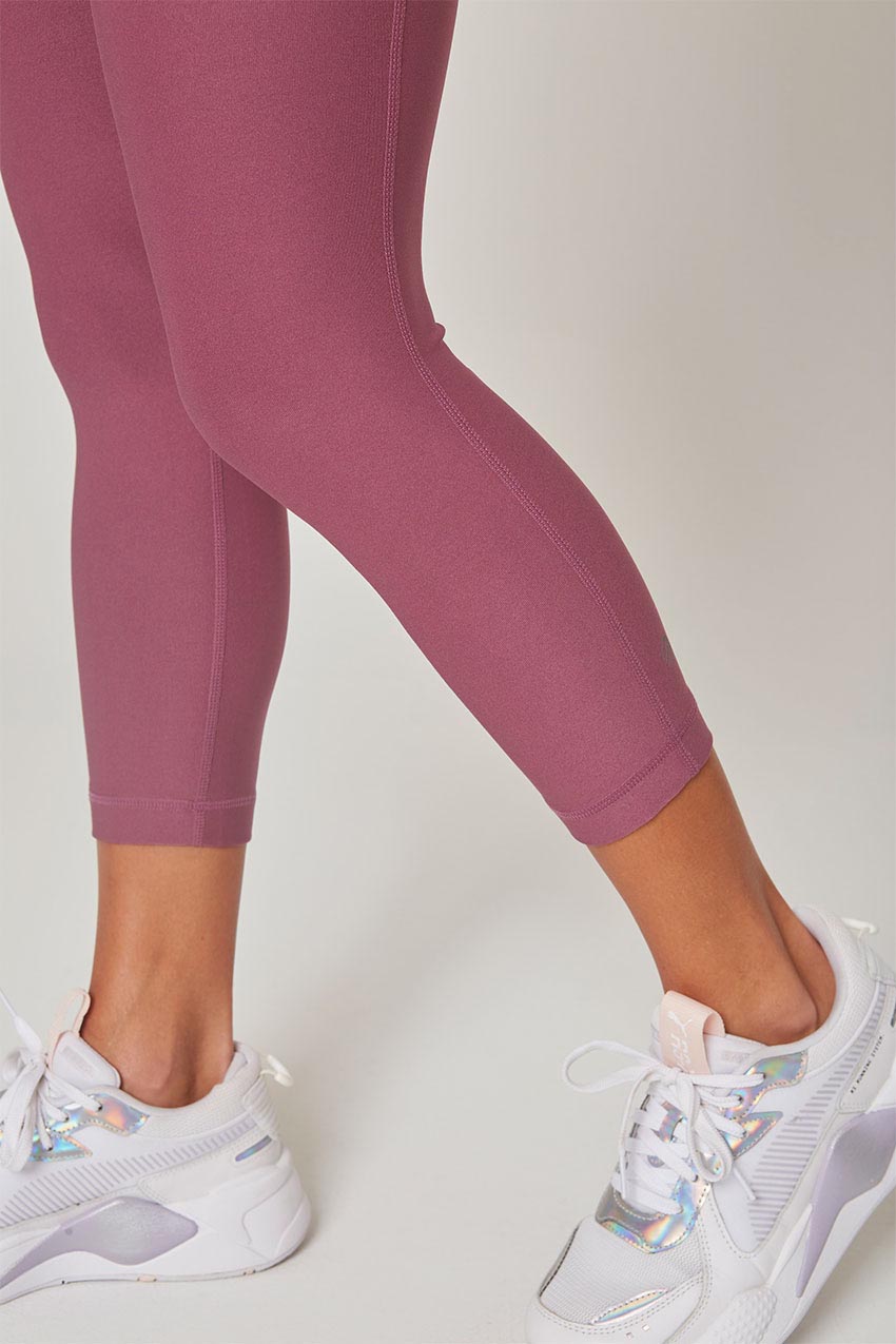 Explore High-Waisted 21" Capri - Sale