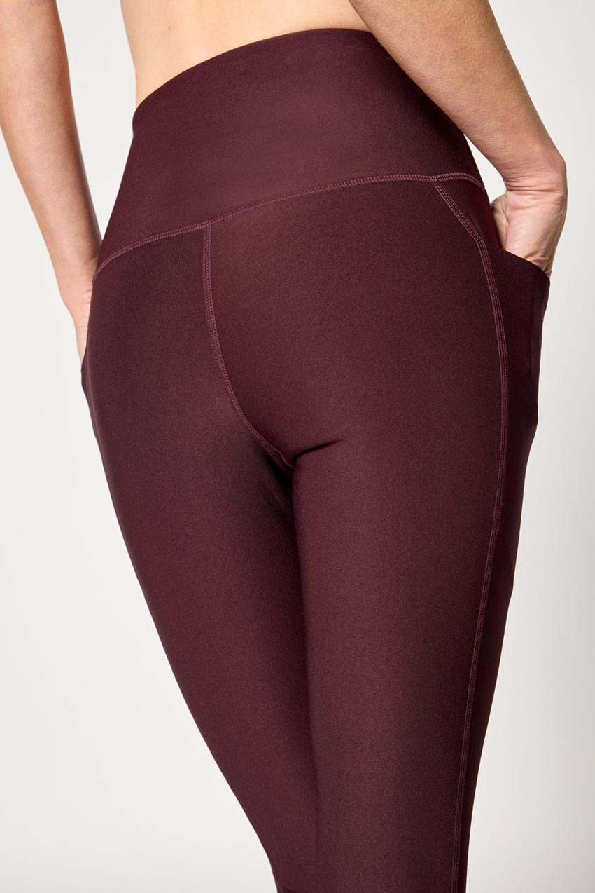 Explore Recycled High-Waisted Side Pocket Legging 25"