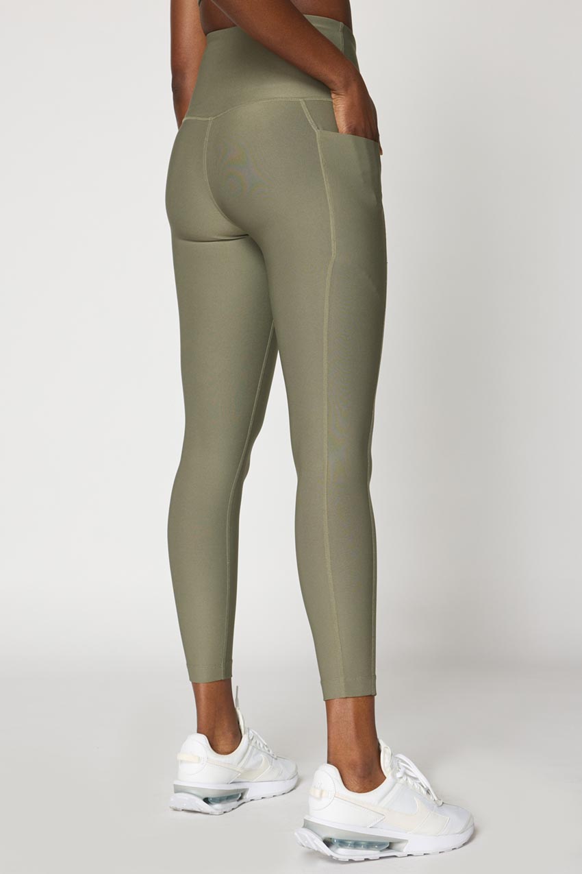 Explore Recycled High-Waisted Side Pocket Legging 25"