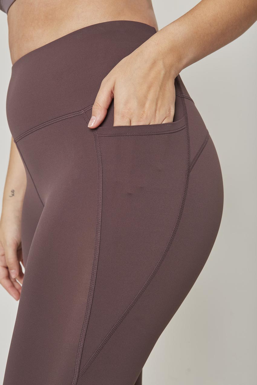 Vital High-Waisted 22" Side Pocket Crop - Sale