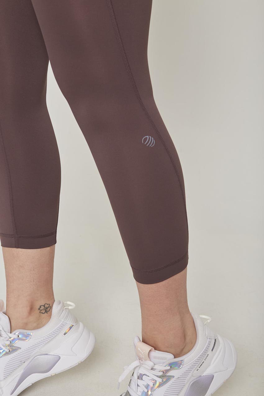 Vital High-Waisted 22" Side Pocket Crop - Sale