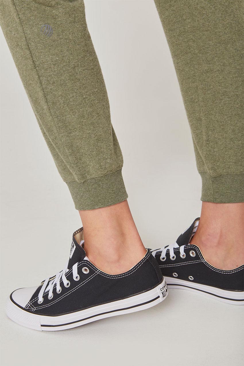 Tranquil High-Waisted 24.75" Jogger with Front Seam