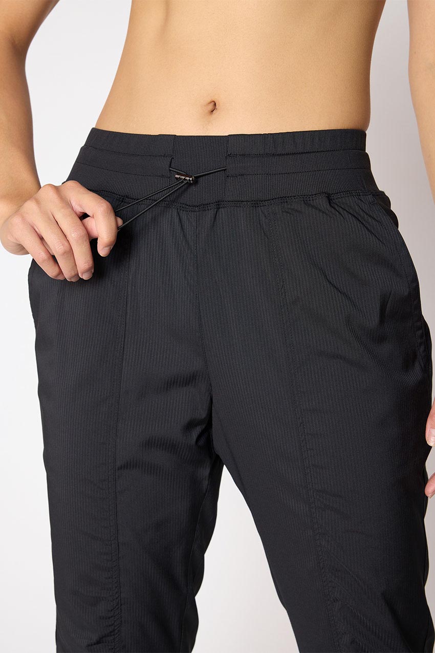 Eclipse High-Waisted 28" Lined Shadow Stripe Jogger