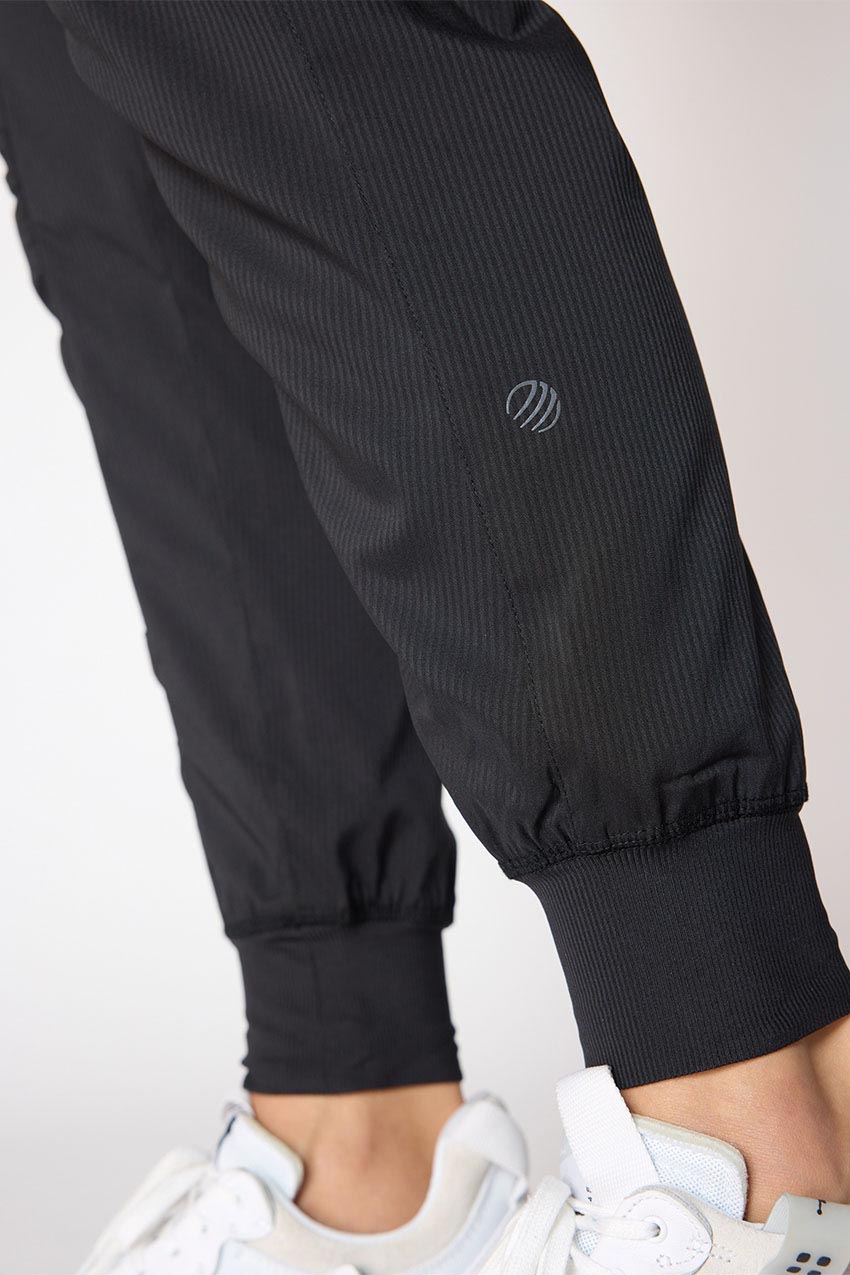 Eclipse High-Waisted 28" Lined Shadow Stripe Jogger