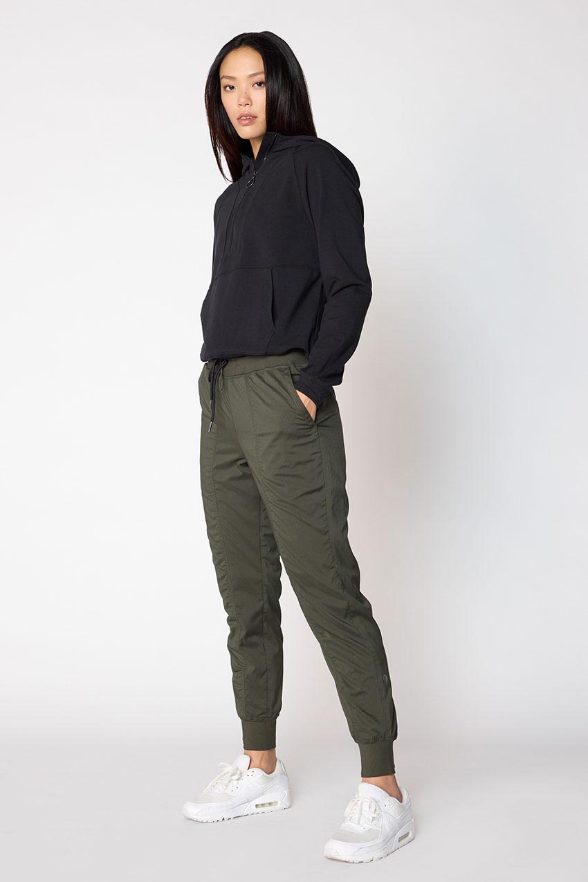 Eclipse High-Waisted 28" Lined Shadow Stripe Jogger