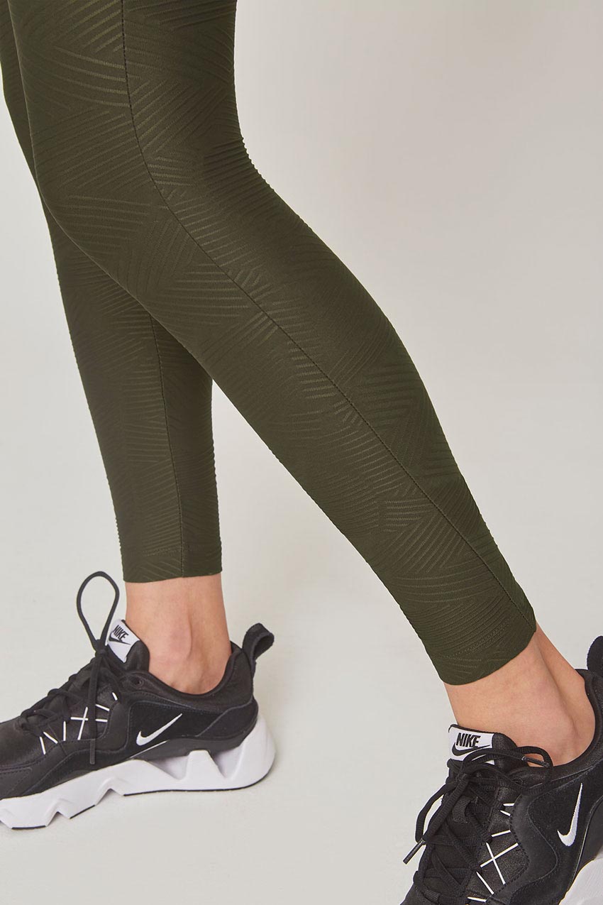 Tangent High-Waisted 26" Side Pocket 3D Geo Legging