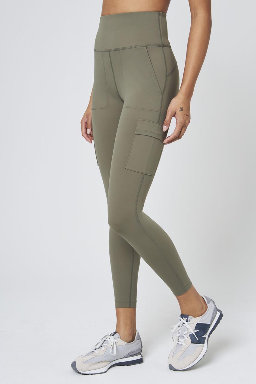 High-Waisted Leggings with Side Cargo Pockets 