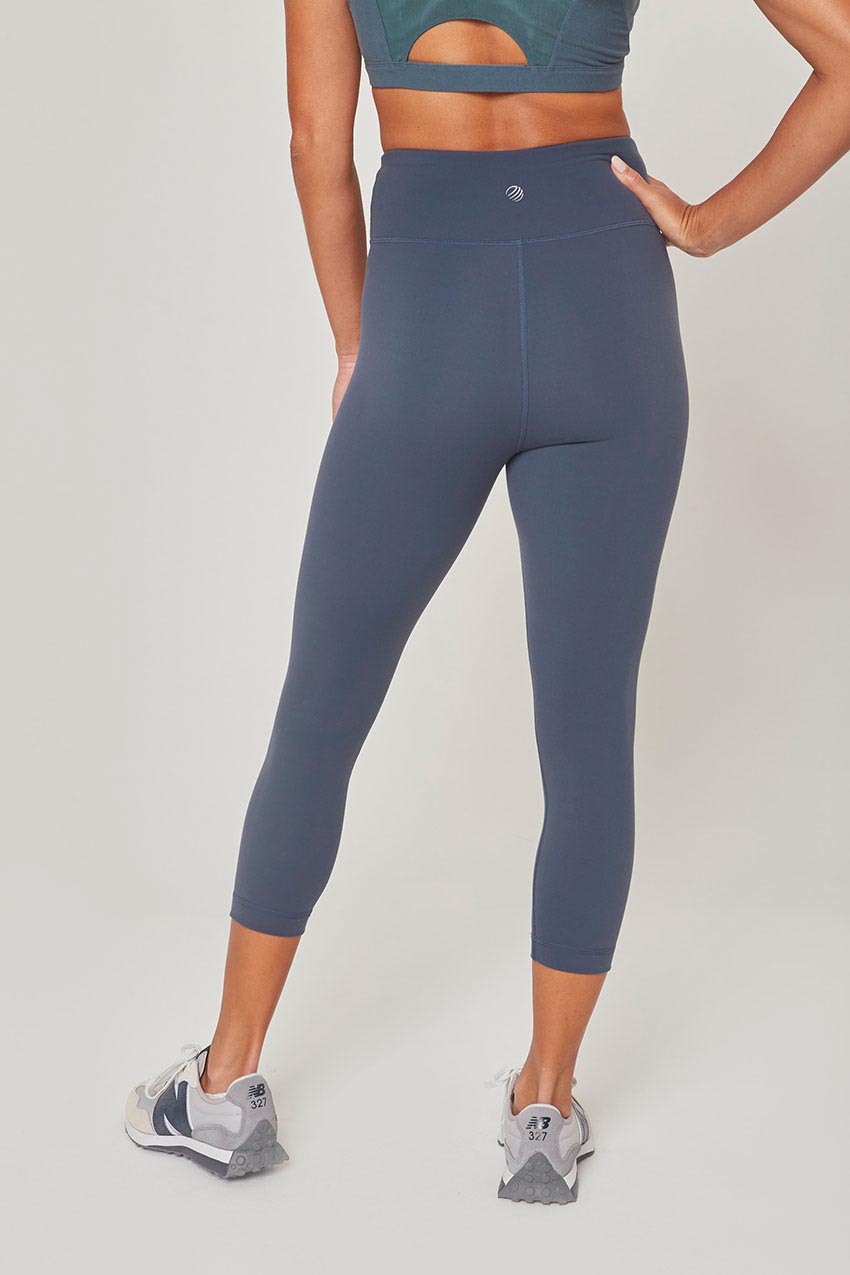 Velocity High-Waisted 21" Basic Crop