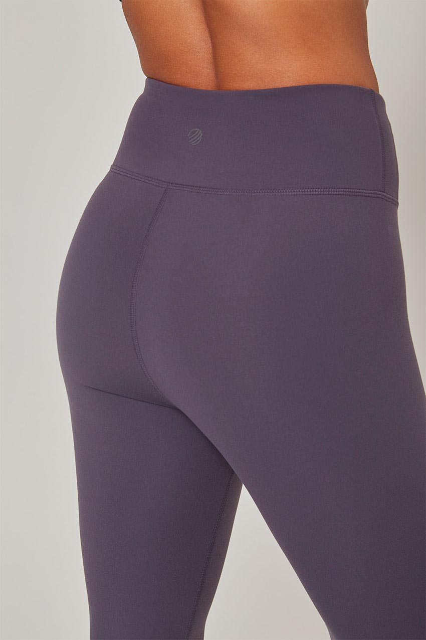 Velocity High-Waisted 21" Basic Crop