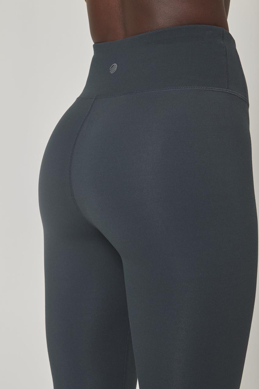 Velocity High-Waisted 21" Basic Crop