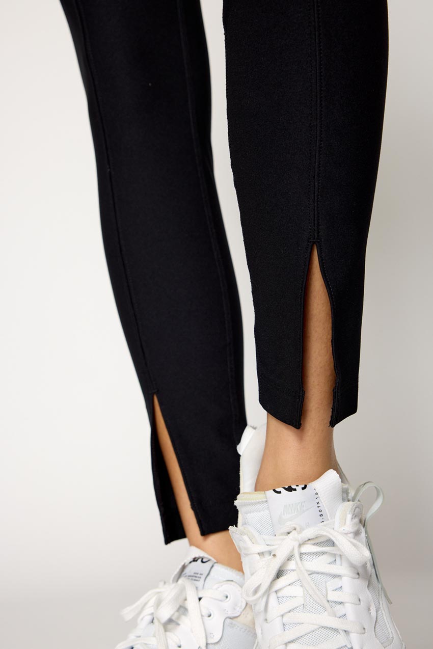 Explore High-Waisted Front Slit Legging 27"