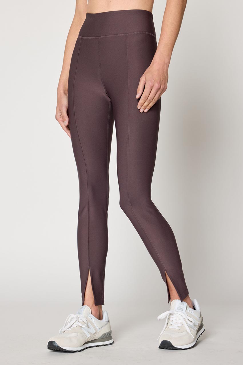 Explore High-Waisted Front Slit Legging 27"