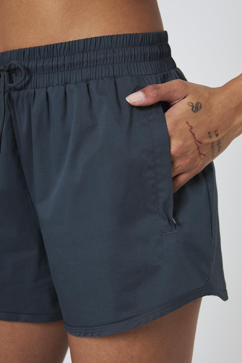 Ripple Short 4"