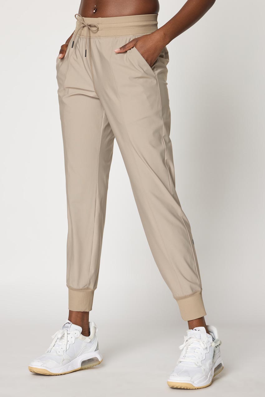 MPG Sport Adapt High-Rise Drawcord Jogger 28” in New Taupe