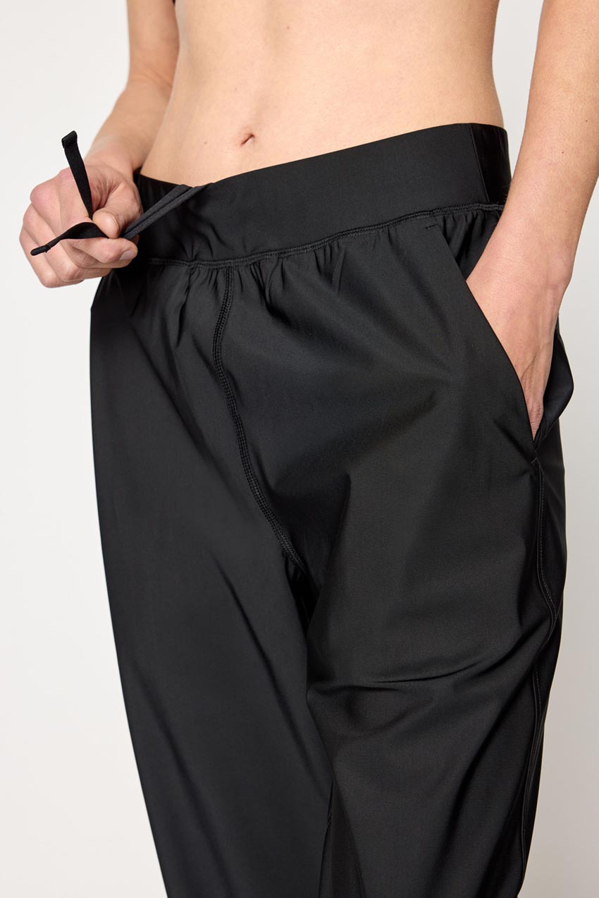 Adapt Recycled Polyester Back Leg Zip Jogger 27"