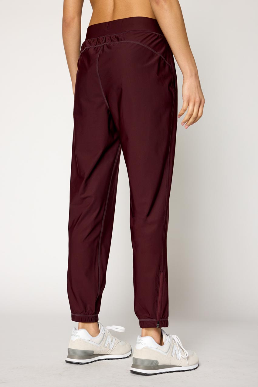 Adapt Recycled Polyester Back Leg Zip Jogger 27"