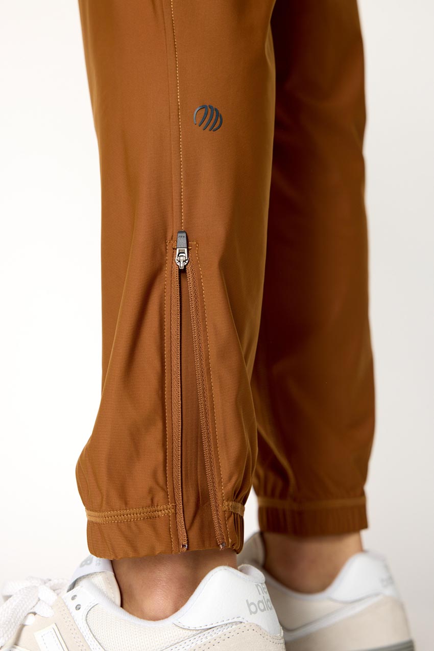Adapt Recycled Polyester Back Leg Zip Jogger 27"