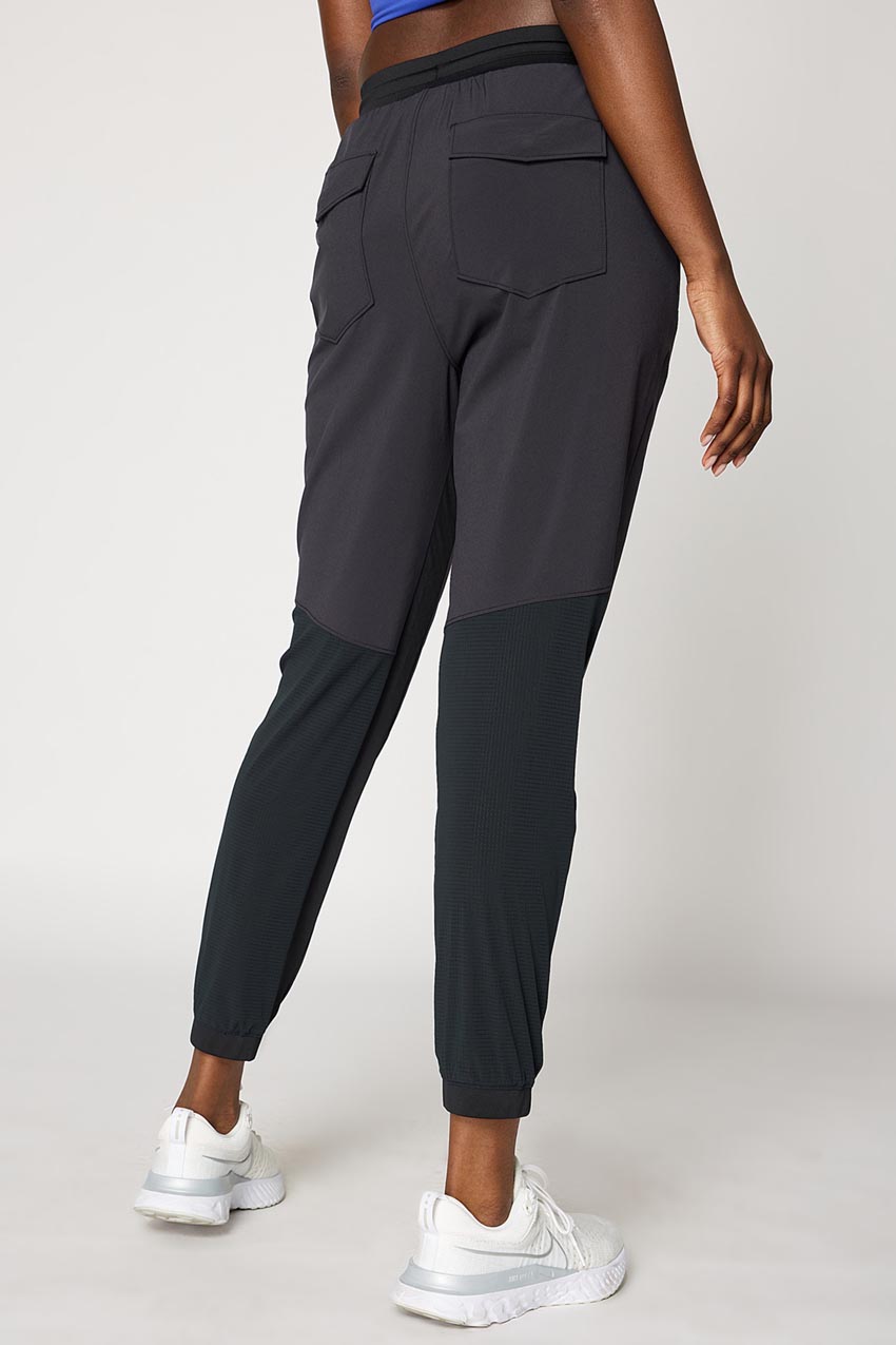 Trek Jogger 27" - Black