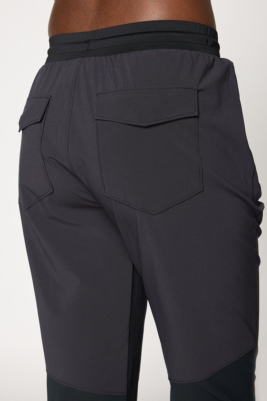 Trek Jogger 27" - Black